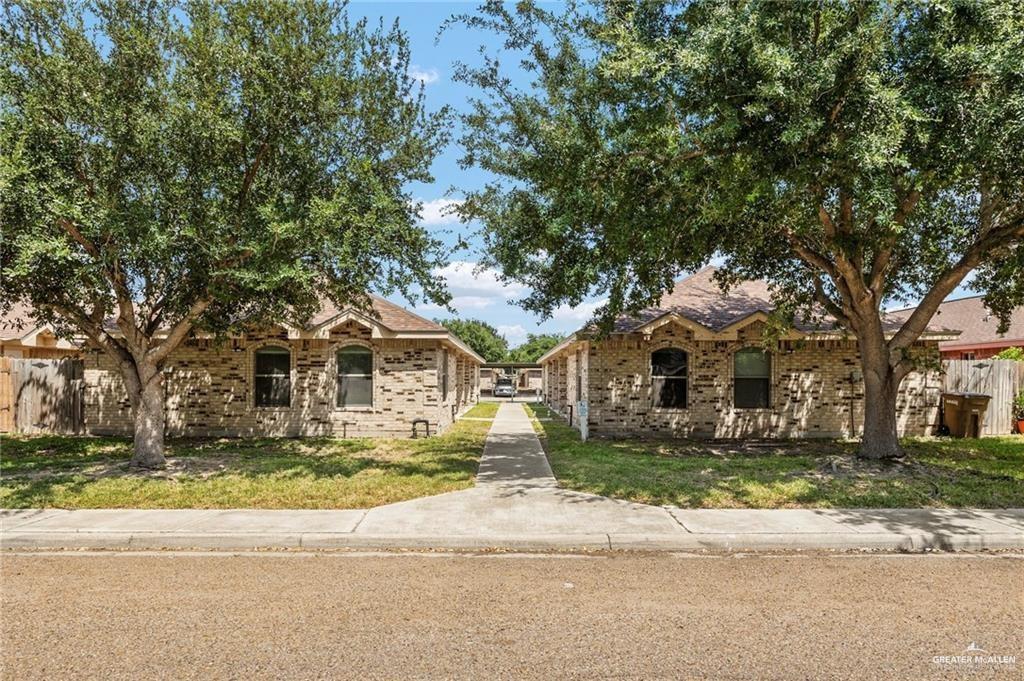 Photo 4 of 1618 Tampa Street