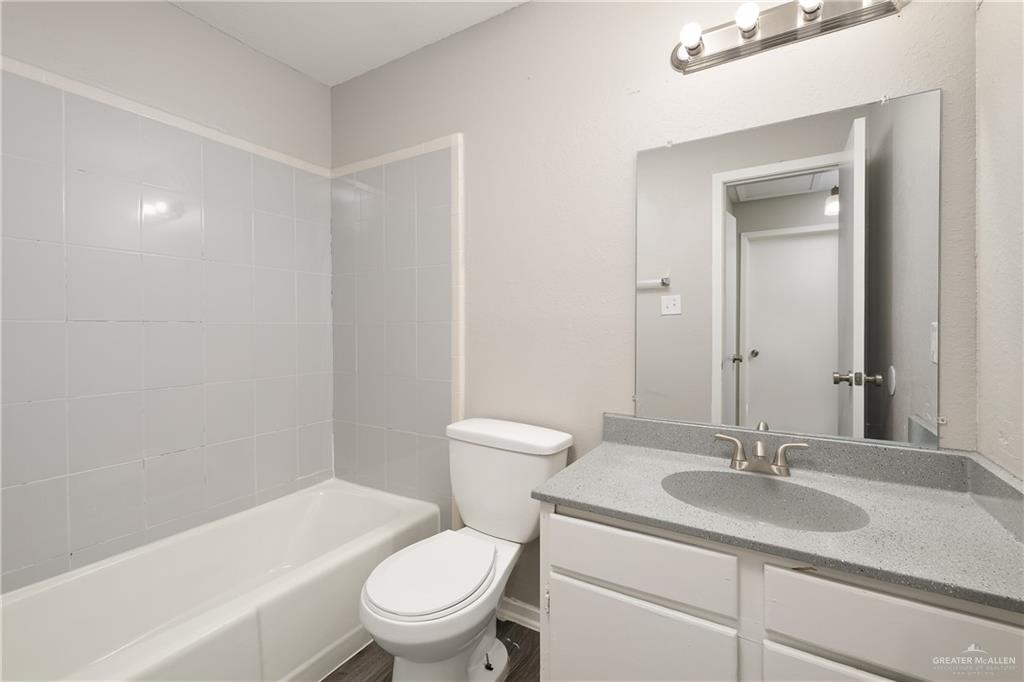 Photo 12 of 2800 30th Street