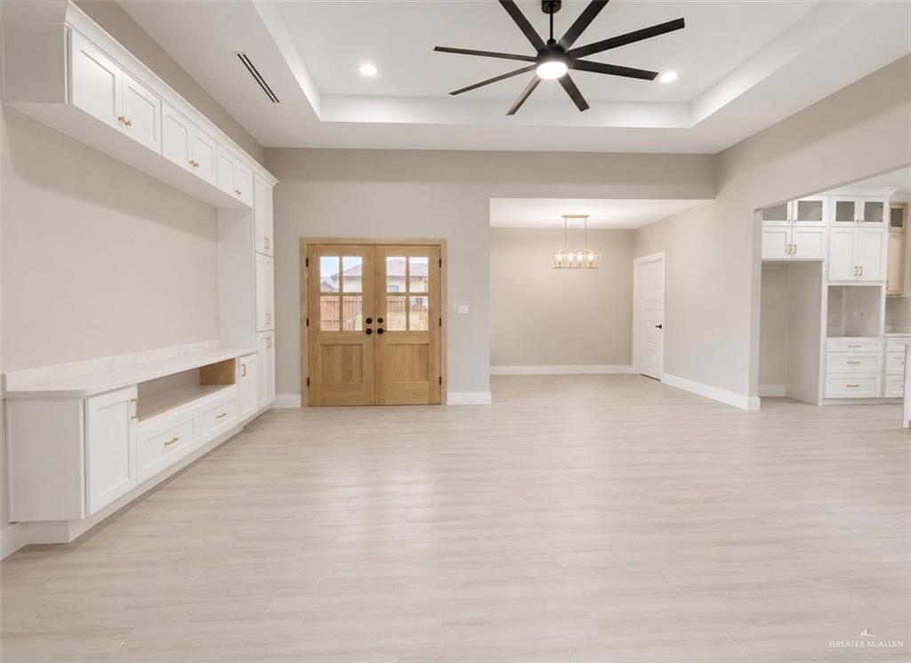 Photo 5 of 2808 Dhalia Drive