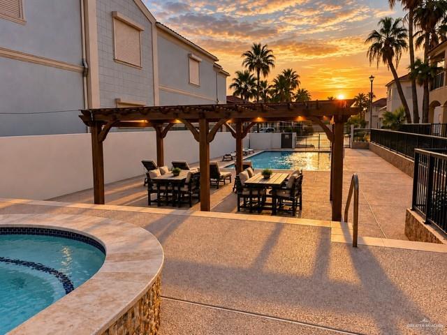 Photo 40 of 112 Villa Doce Drive