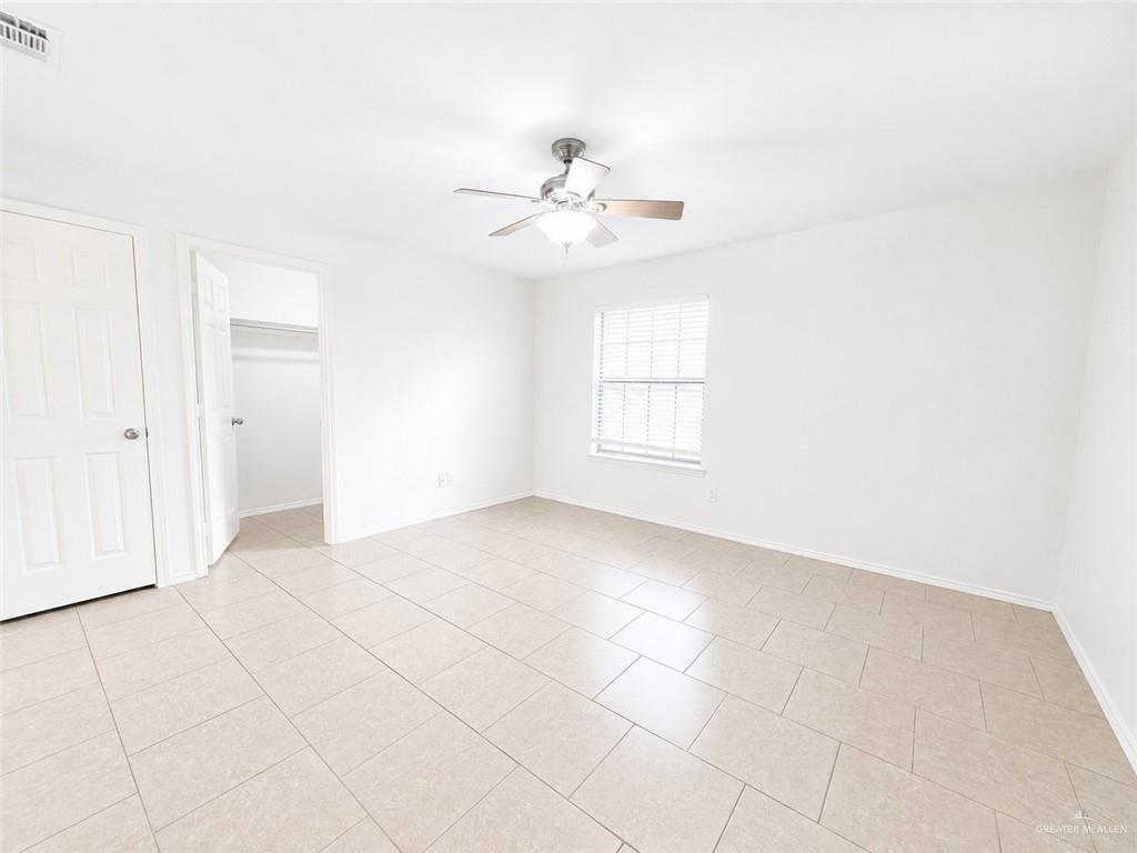 Photo 6 of 1523 Oasis Avenue #4