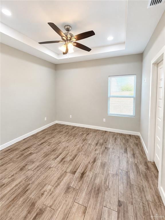 Photo 10 of 5713 Northwestern Avenue #4