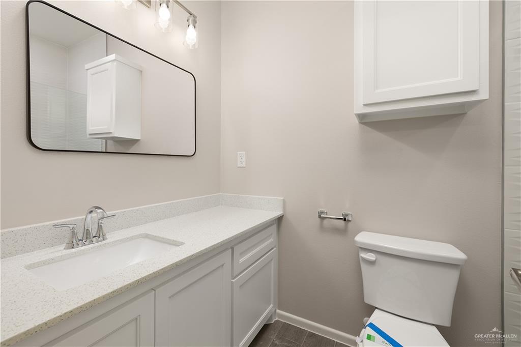Photo 14 of 2809 Hayes Avenue