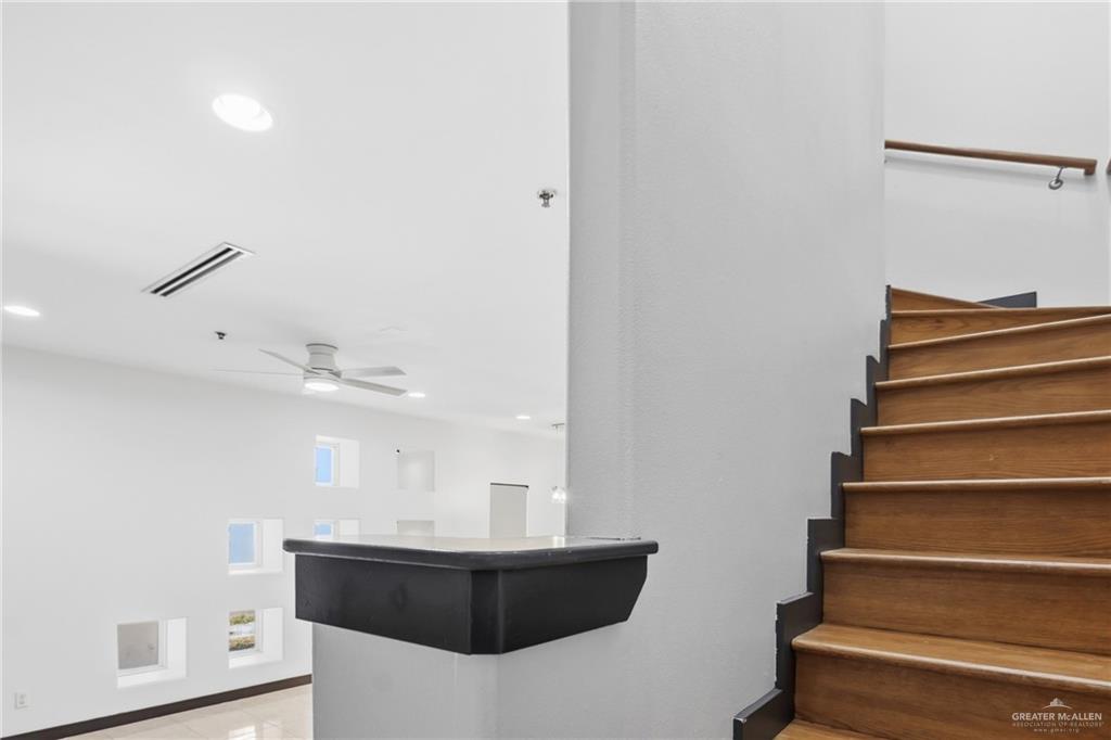 Photo 10 of 1304 Camelia Avenue #3