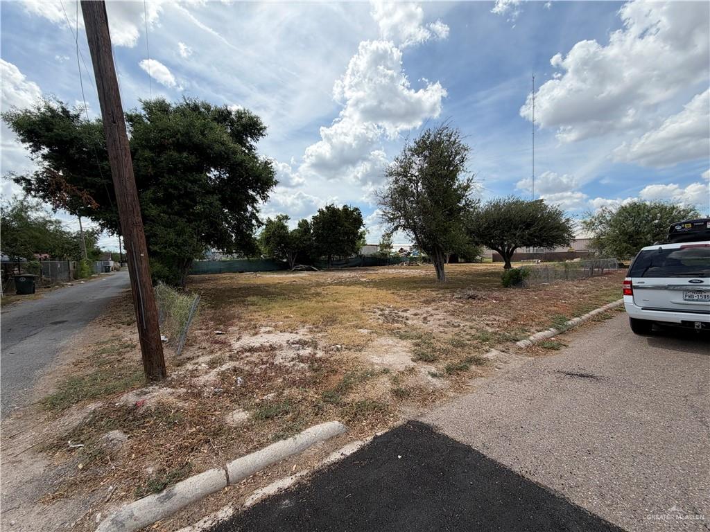 Photo 2 of 315 12th Street