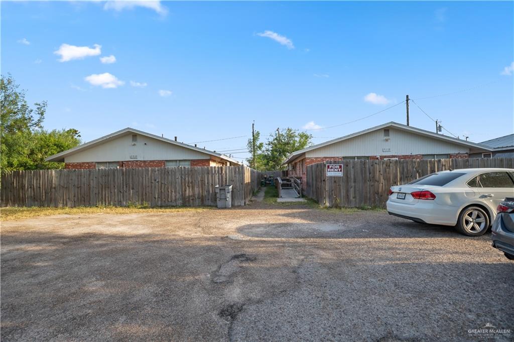 Photo 5 of 322 Mahl Street