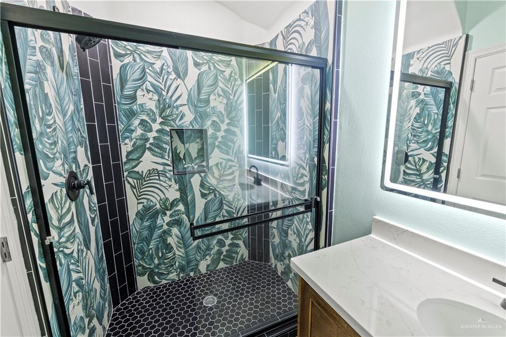 Photo 10 of 1401 Karen Drive #D