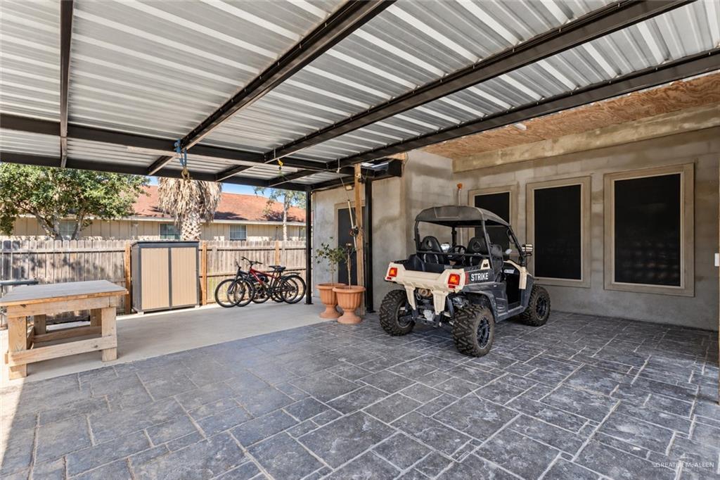 Photo 5 of 1208 Encino Drive