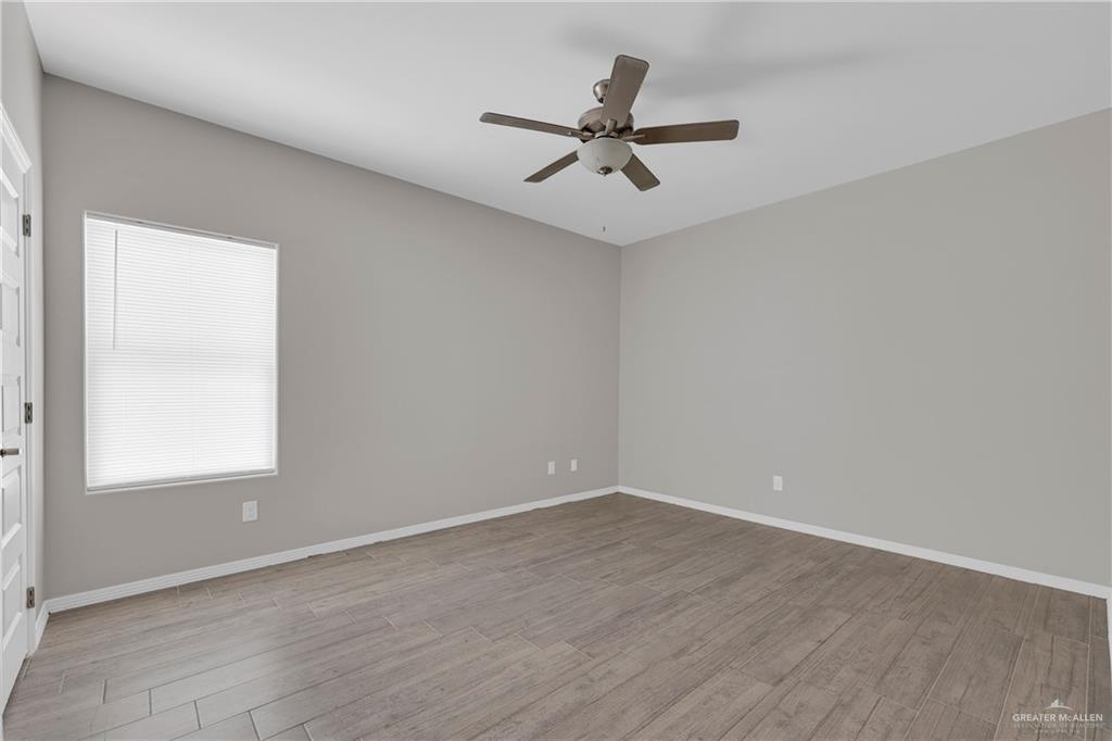 Photo 12 of 5007 Dahlia Street #3
