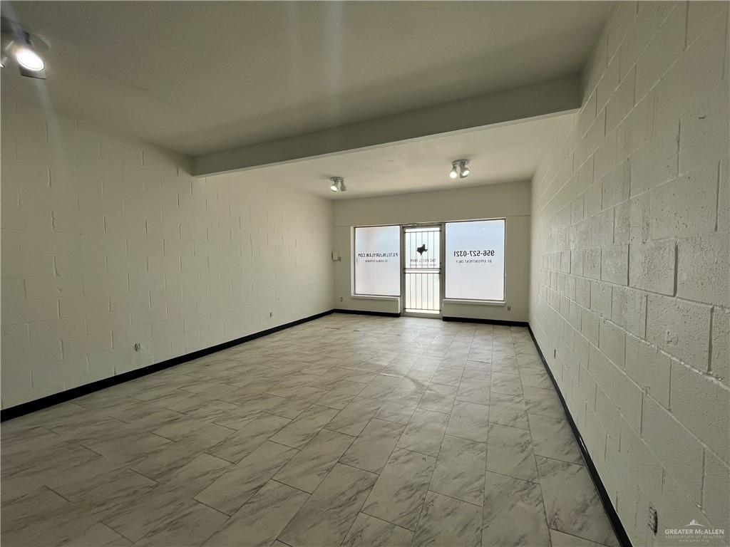 Photo 7 of 2514 Pecan Boulevard