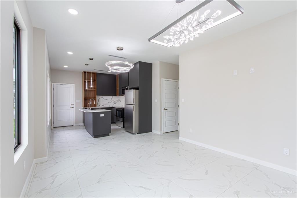 Photo 2 of 4212 Hummingbird Avenue #70