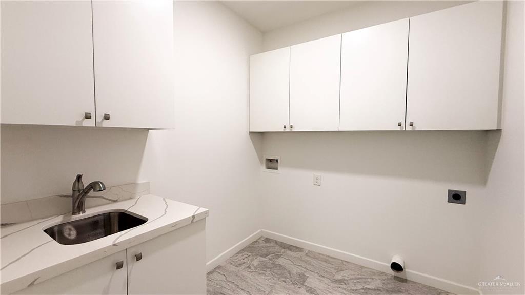 Photo 10 of 3808 Revilla Street