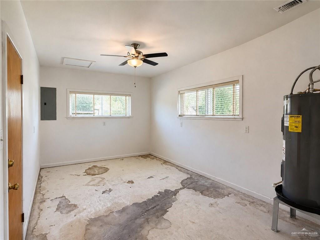 Photo 19 of 408 Violet Street
