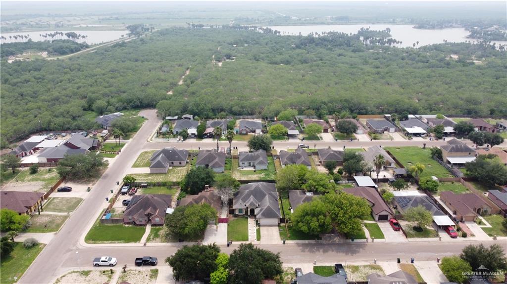 Photo 17 of 732 Huisache Street