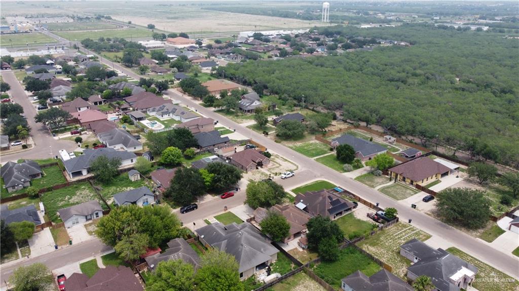 Photo 19 of 732 Huisache Street