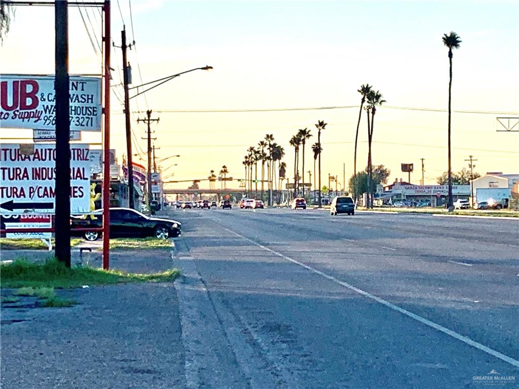 Photo 3 of 711 Business 83 Highway