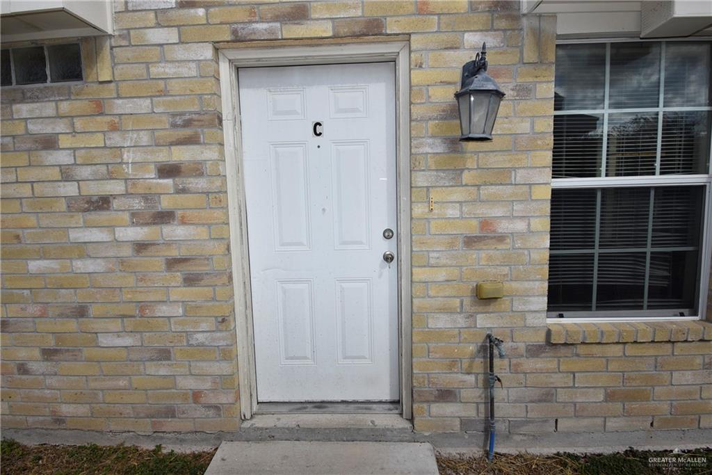 Photo 13 of 214 Albatross Avenue