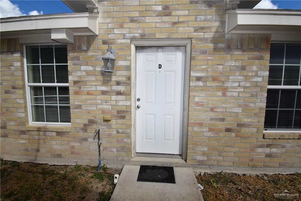 Photo 31 of 214 Albatross Avenue