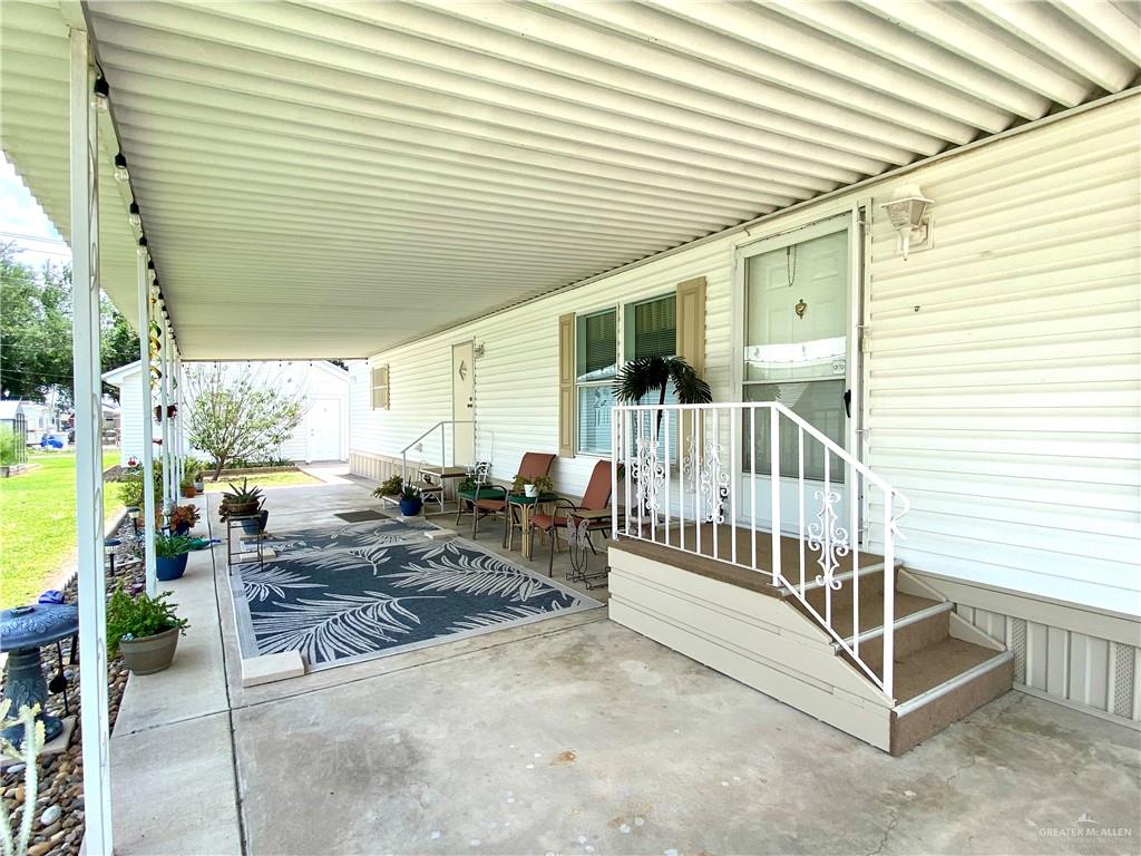Photo 3 of 2022 Vernon Street
