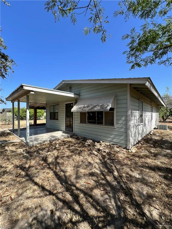 Photo 2 of 608 Hackberry Avenue