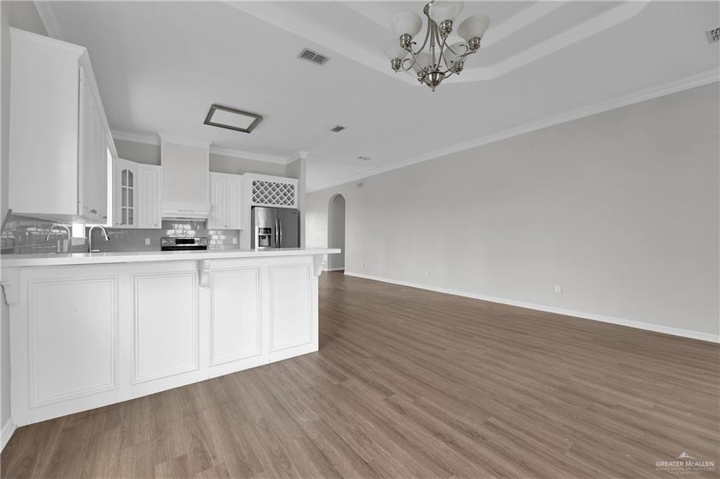 Photo 7 of 2621 Easy Street