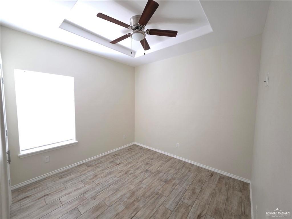 Photo 6 of 5005 Hiawatha Drive #3