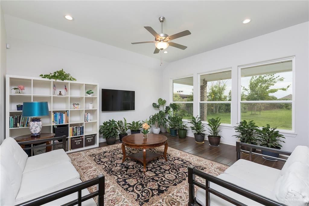 Photo 10 of 14801 Brazos Circle