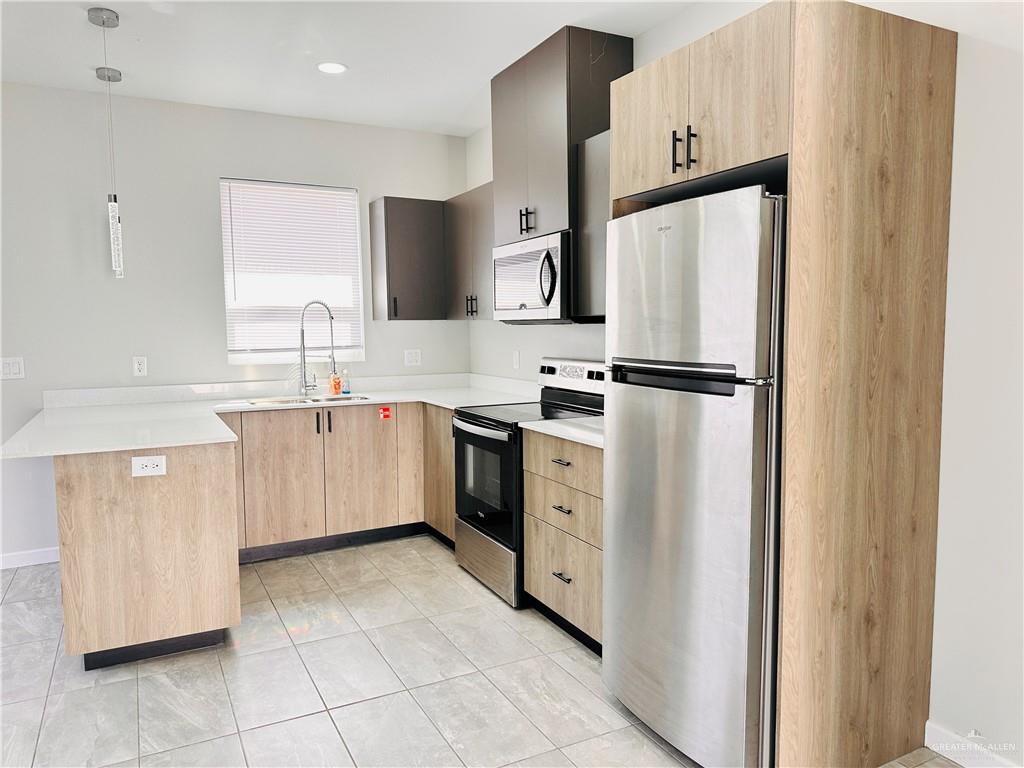 Photo 3 of 1108 Sugar Garden Drive #4
