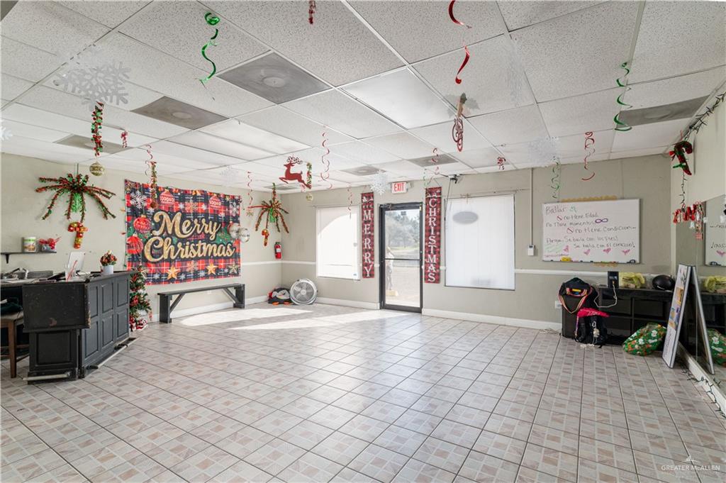 Photo 5 of 804 Veterans Boulevard
