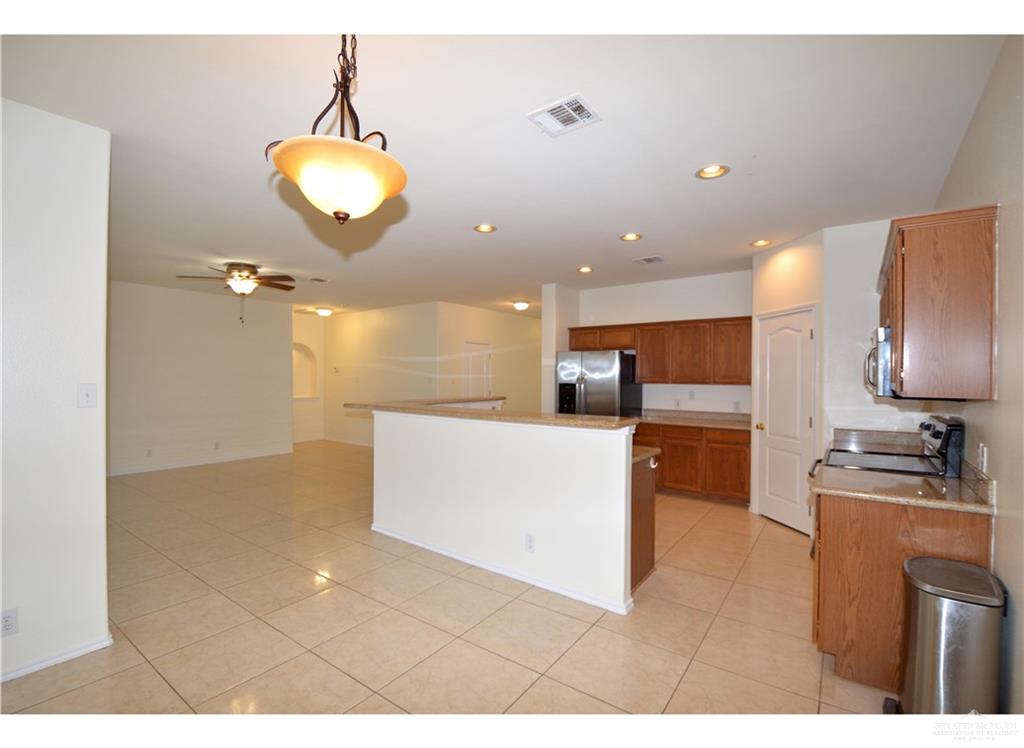Photo 13 of 4410 Santa Fabiola Street