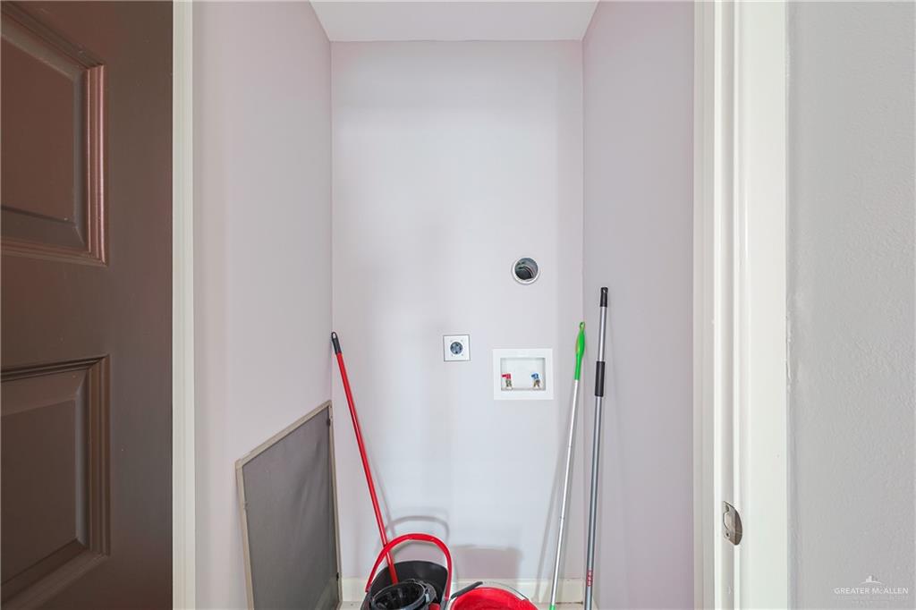 Photo 23 of 1216 Pineridge Avenue #B