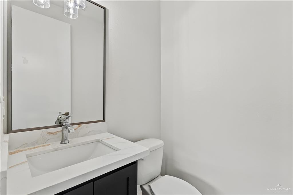 Photo 12 of 2021 Rice Avenue