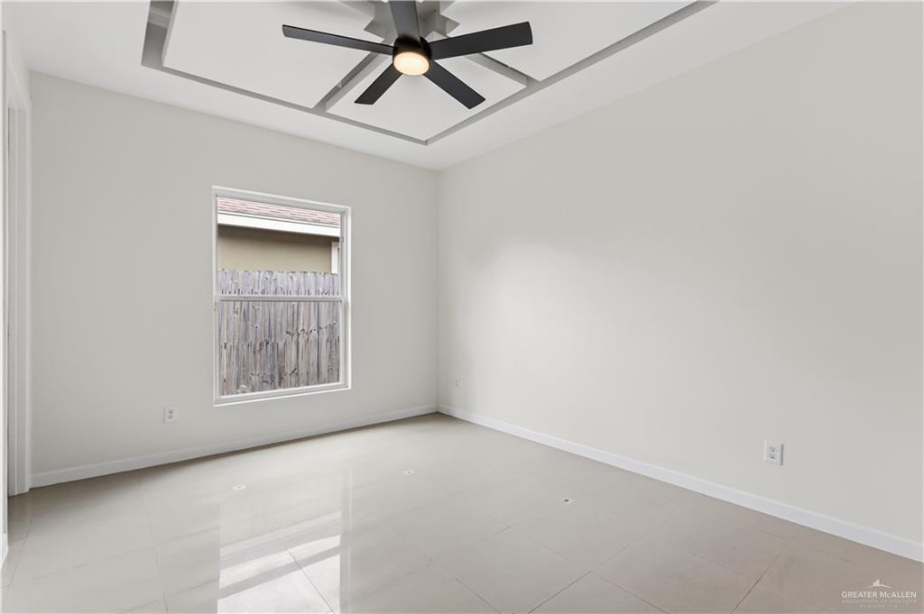 Photo 9 of 2021 Rice Avenue