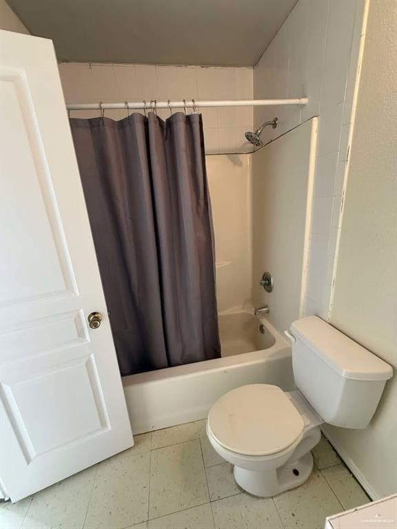 Photo 11 of 209 Bluebonnet Street