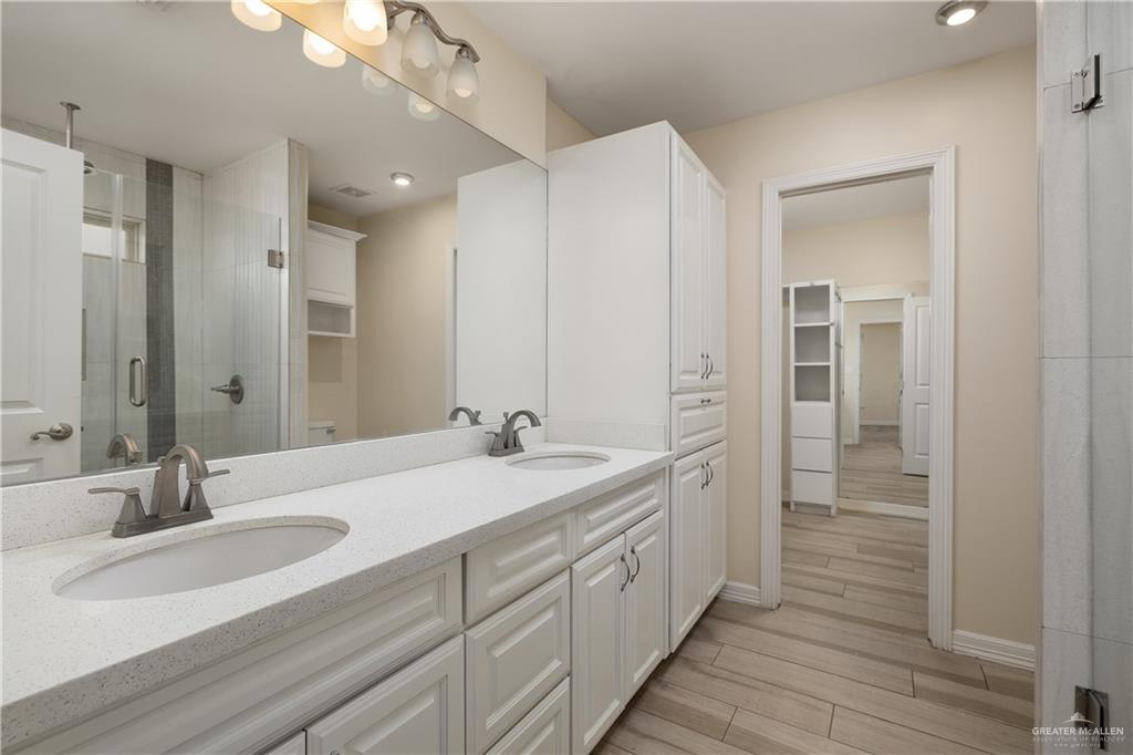 Photo 13 of 5001 Aguajito Street