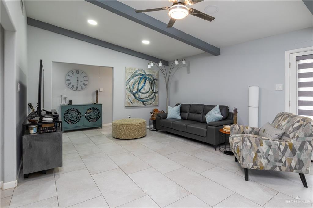 Photo 3 of 131 Hibiscus Avenue