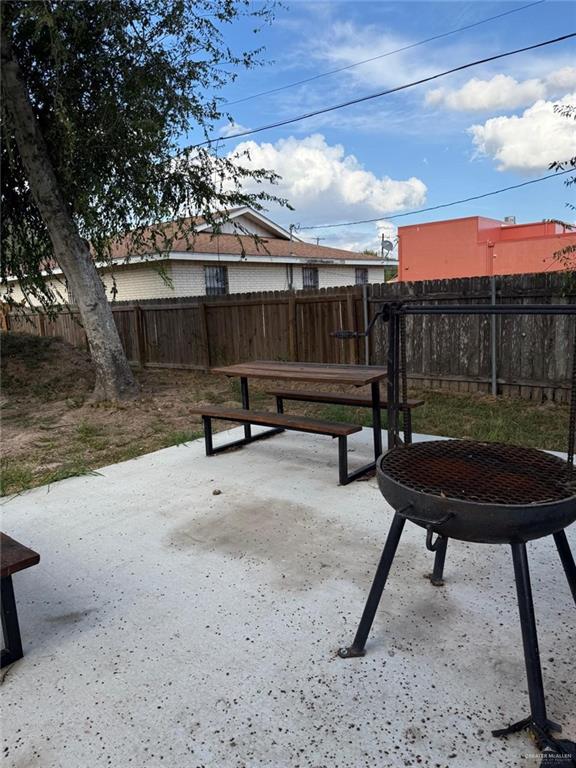 Photo 27 of 906 Tom Landry Street #1