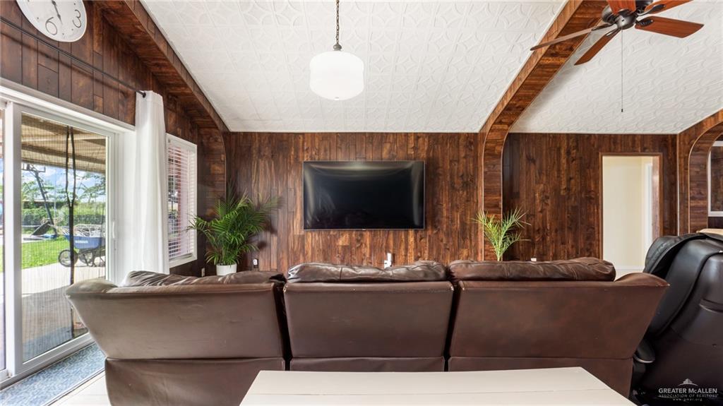 Photo 7 of 4525 Rio Grande Care Road