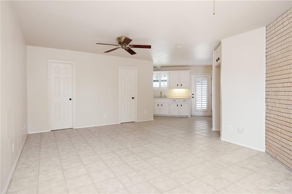 Photo 36 of 4015 Hobbs Drive