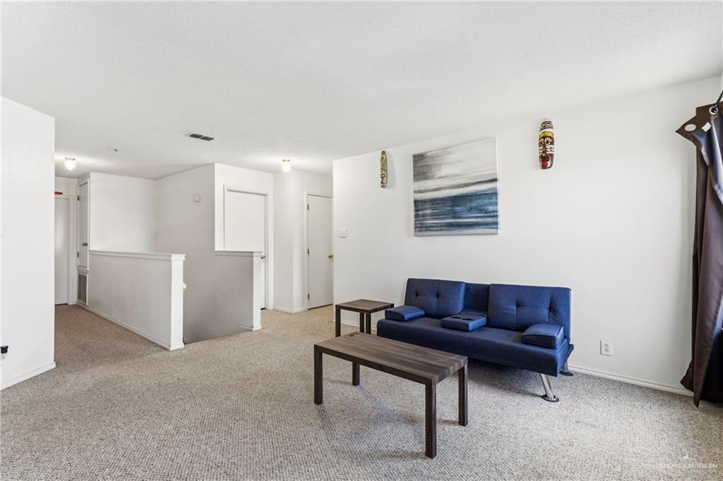 Photo 7 of 3613 Bluebird Avenue