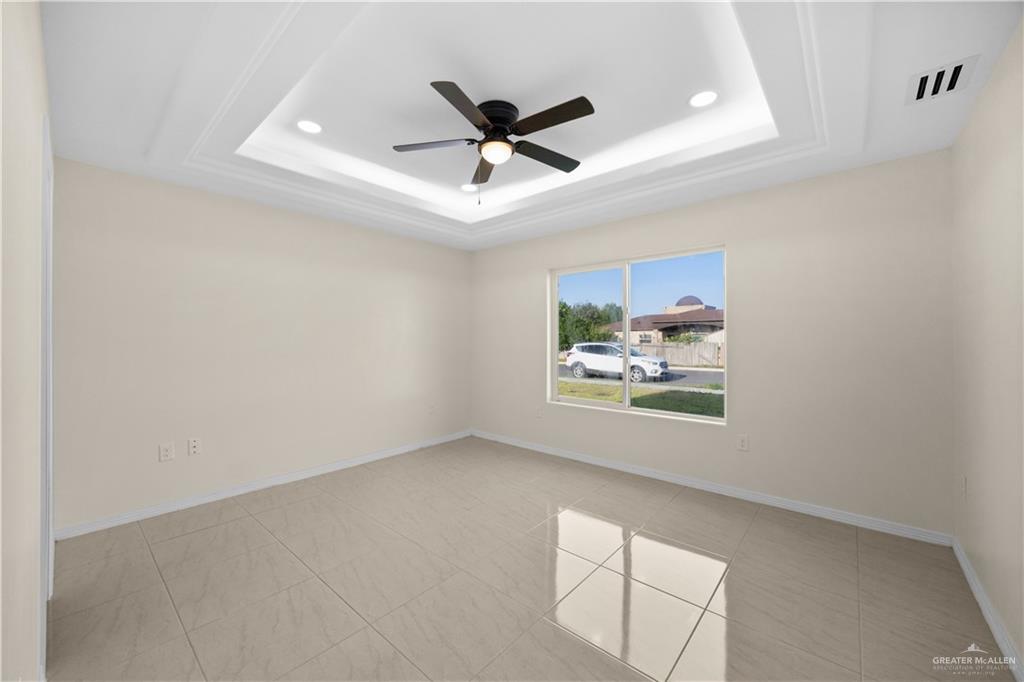 Photo 9 of 2308 San Pascual Street