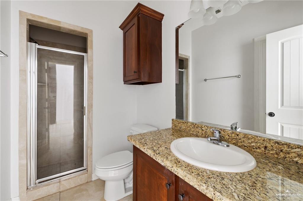 Photo 11 of 704 Linda Street