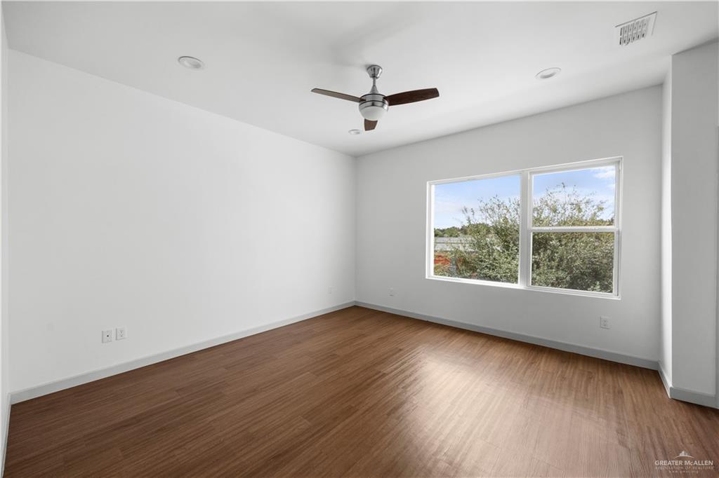 Photo 11 of 2600 Mimosa Street #C