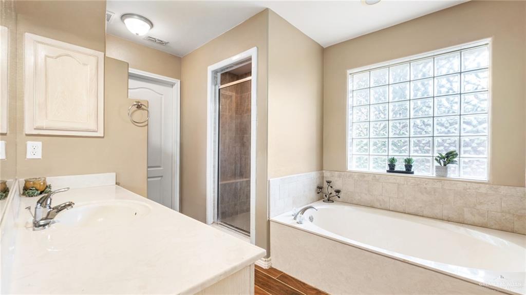 Photo 14 of 2304 48th Street