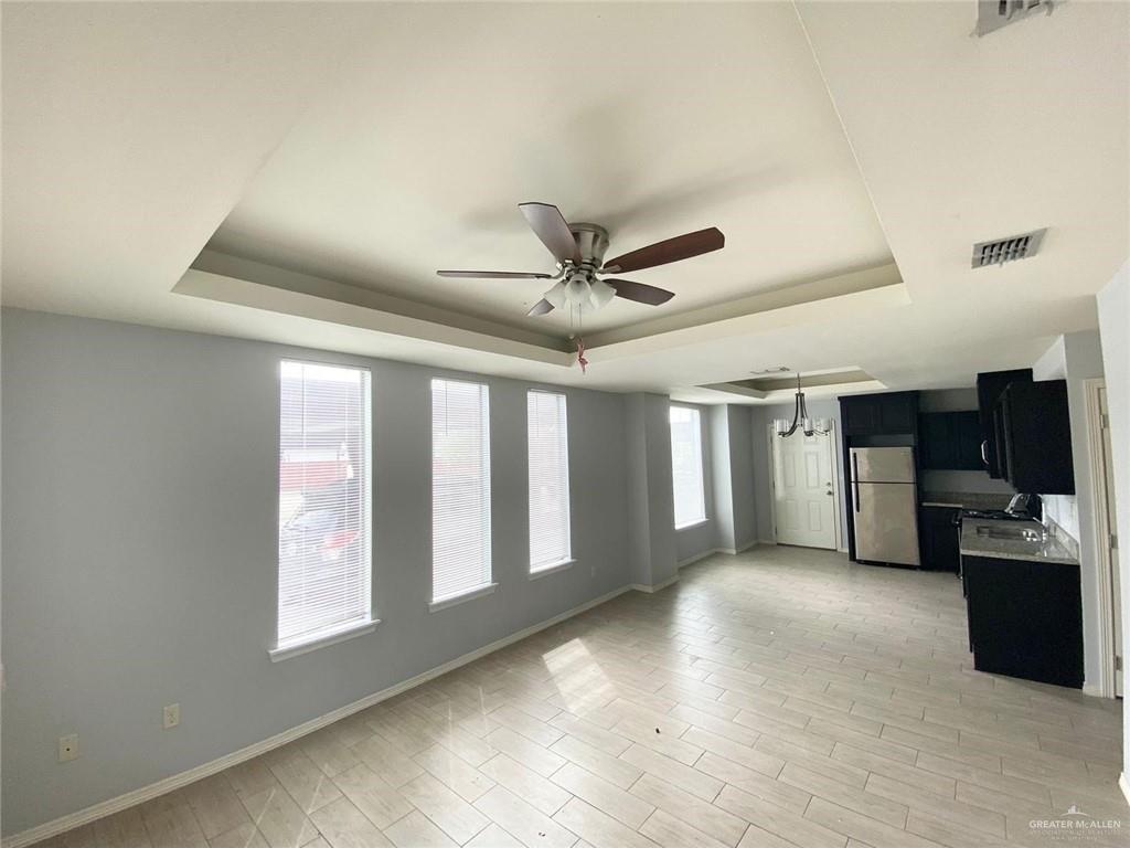 Photo 5 of 1227 White Oak Drive #4, 3