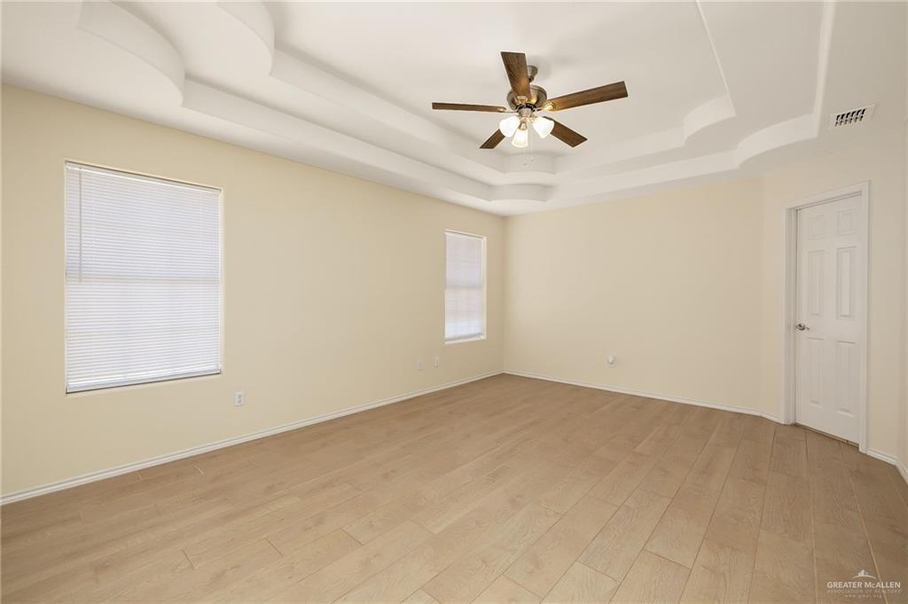 Photo 9 of 4921 47th Street