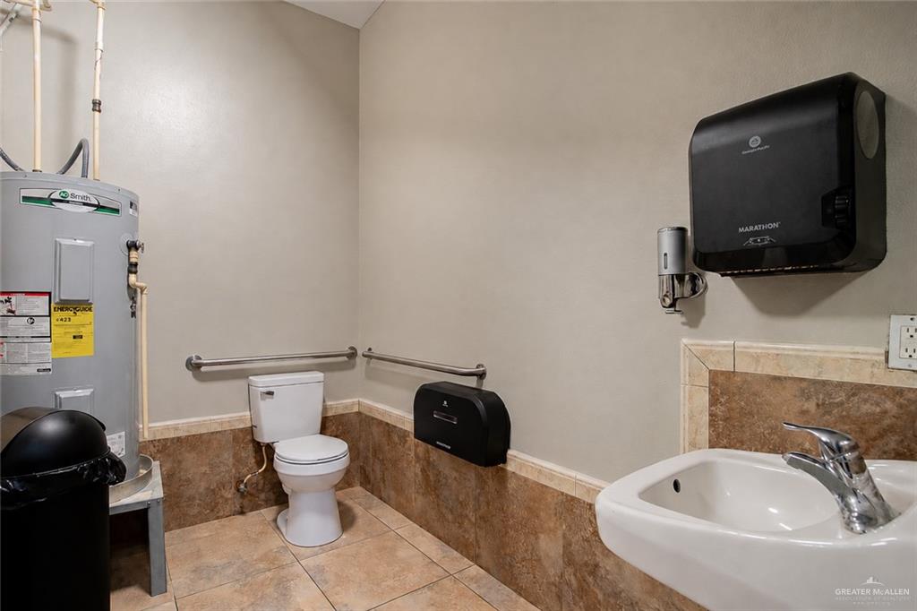 Photo 14 of 2510 Freddy Gonzalez Drive #2510B
