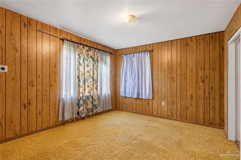 Photo 17 of 303 7th Street