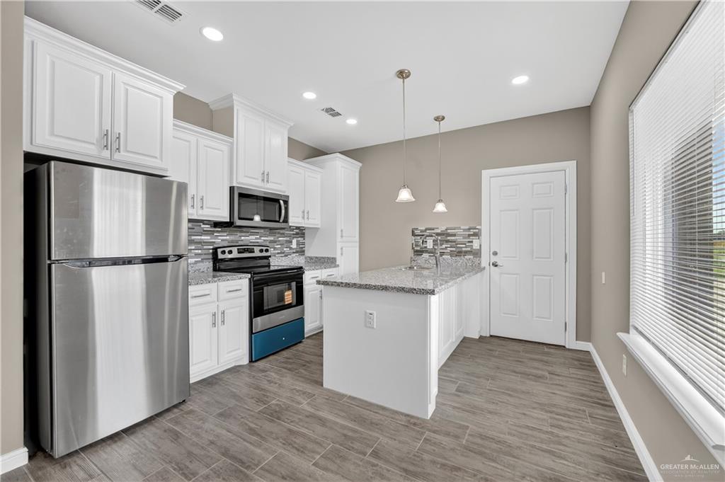 Photo 6 of 1230 Valle Vista Street