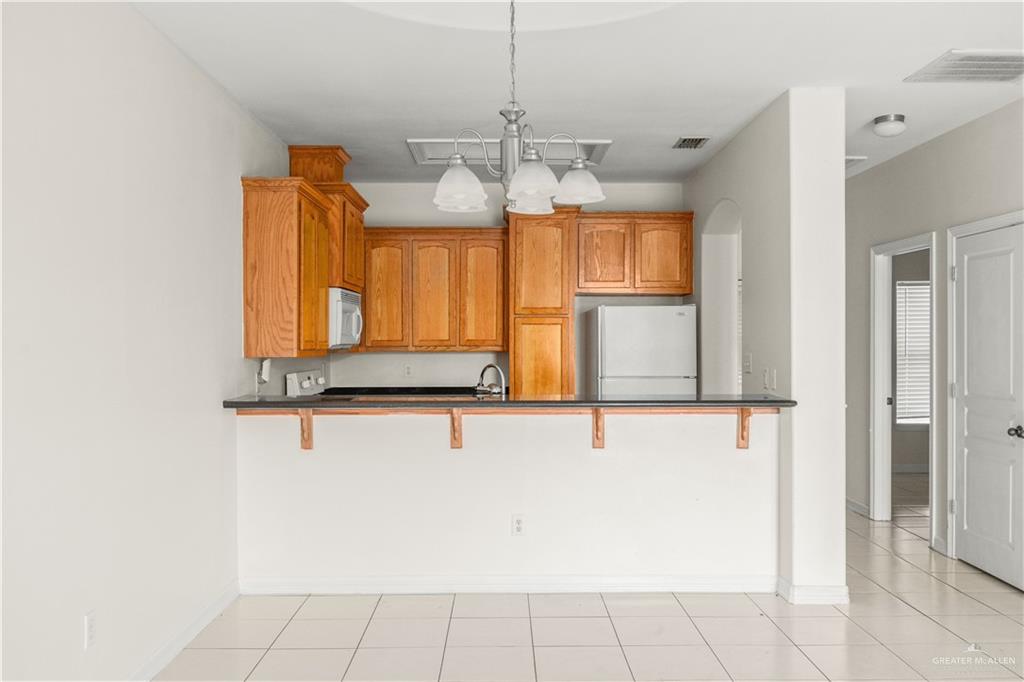 Photo 3 of 3036 Scottland Drive #2